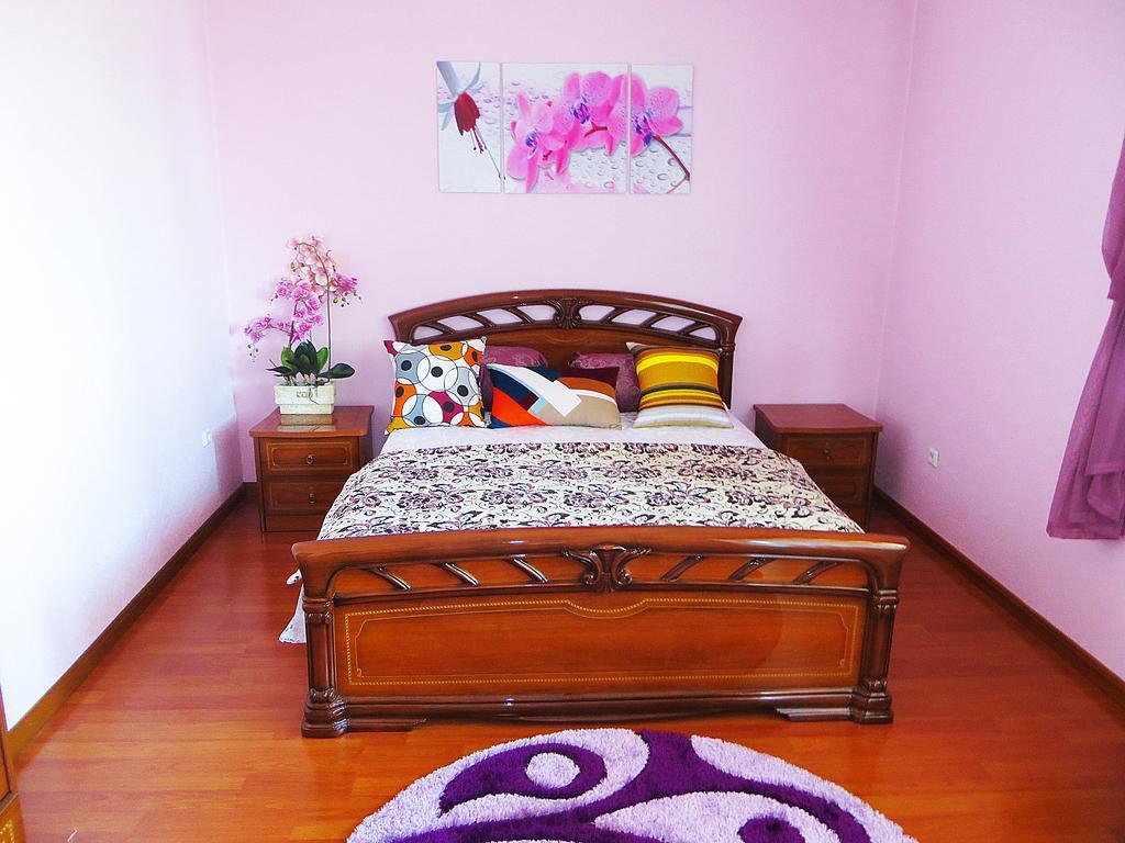 Maximus Apartament Bishkek Bagian luar foto